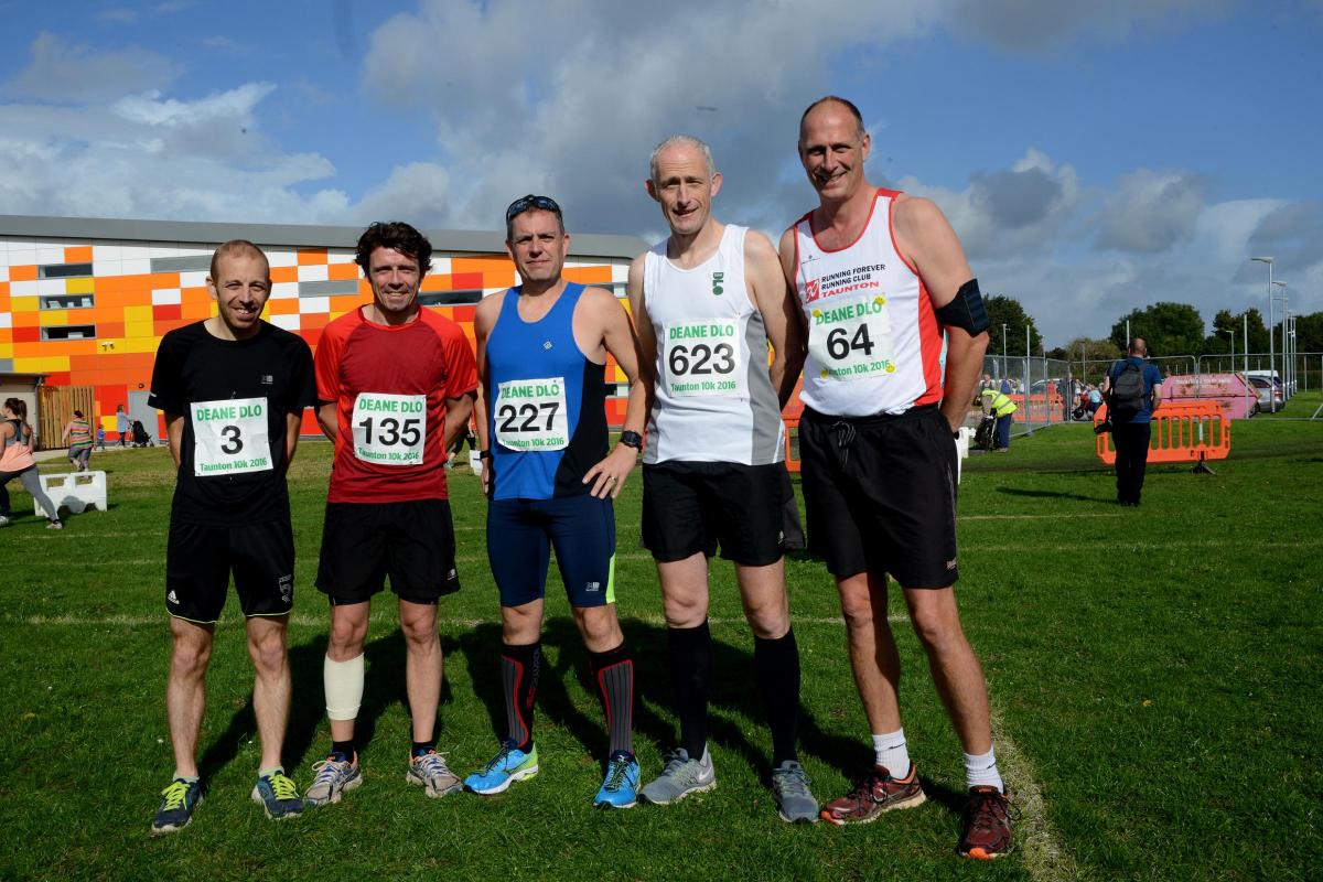 Pictures from Taunton's annual 10k run 2016, photos by Ash Magill