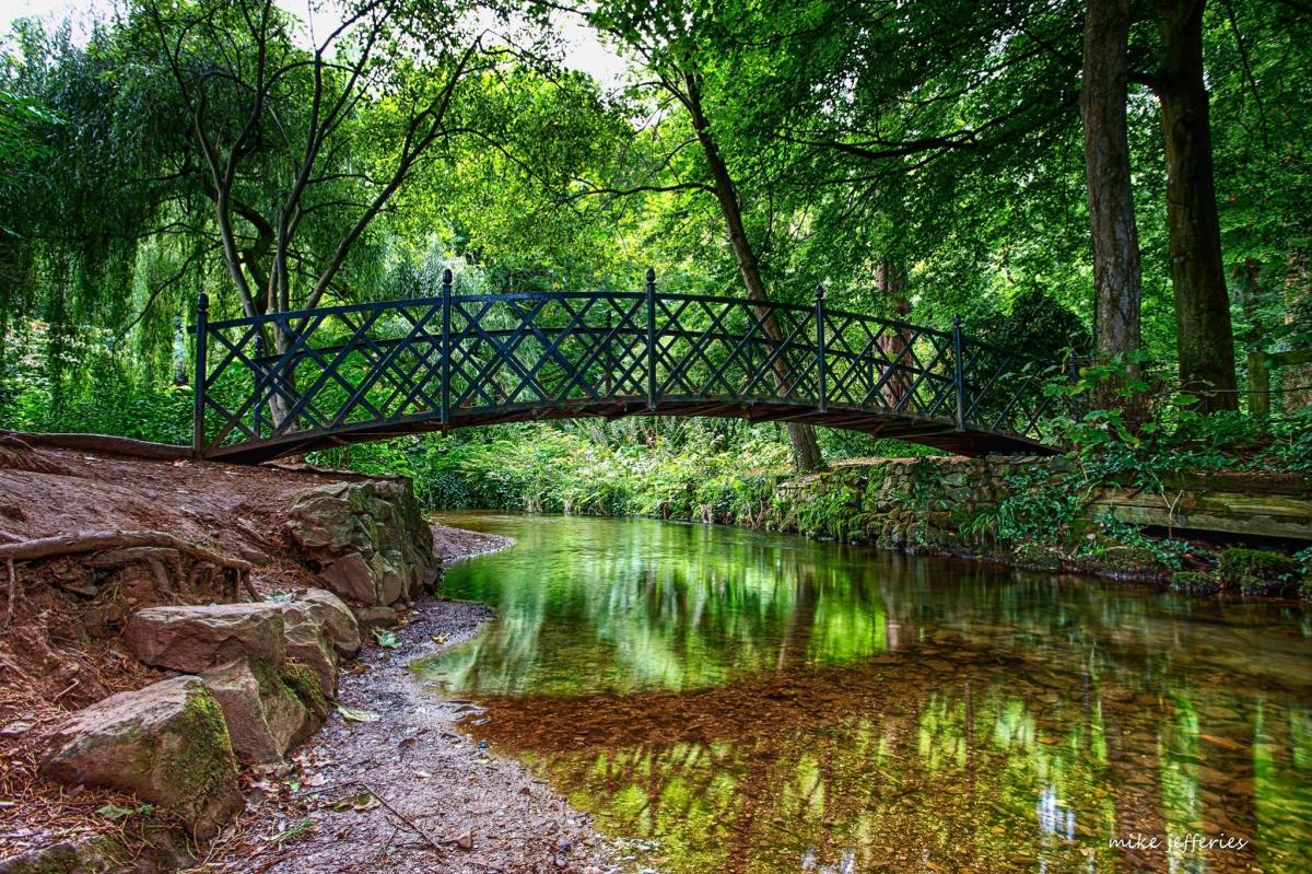 CROSSING: A bridge at Dunster Castle. PICTURE: Mike Jefferies. PUBLISHED: September 21, 2017.