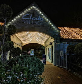 clarks village christmas opening times