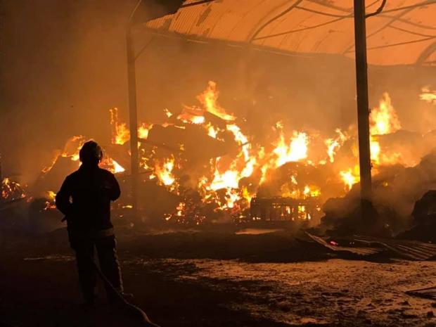 Somerset County Gazette: BLAZE: Creech St Michael barn fire. Pic: Taunton Fire Station