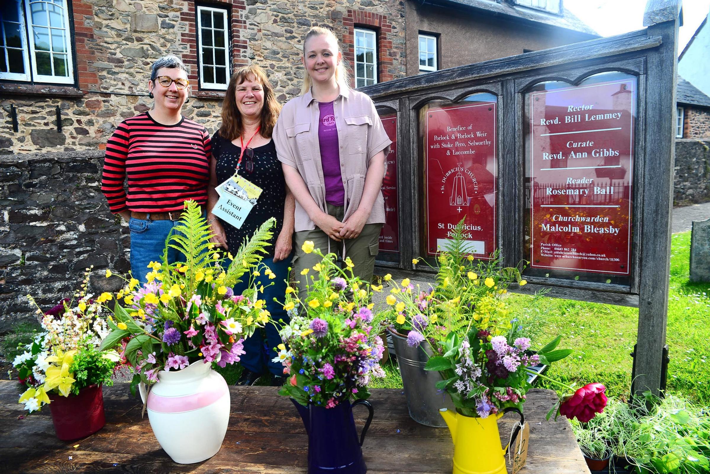 Pictures: Visitors flock to Porlock pop-up market | Somerset County Gazette - Vimarsana News