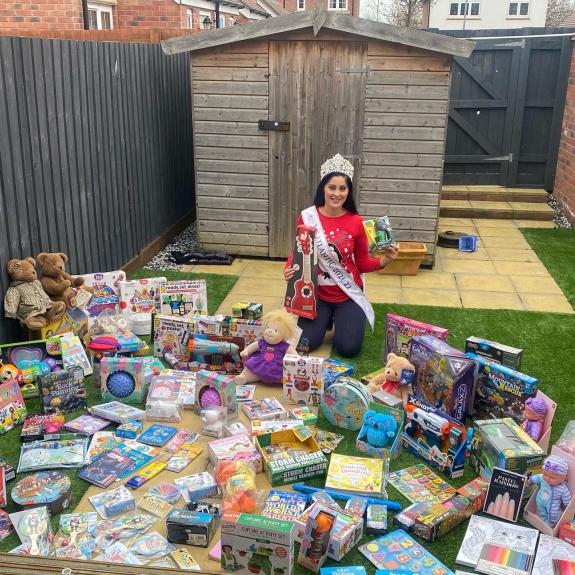 Somerset County Gazette: GENEROSITY: Sarah has thanked her local community for helping her donate so many toys to the hospital Somerset County Gazette: GENEROSITY: Sarah has thanked her local community for helping her donate so many toys to the hospital