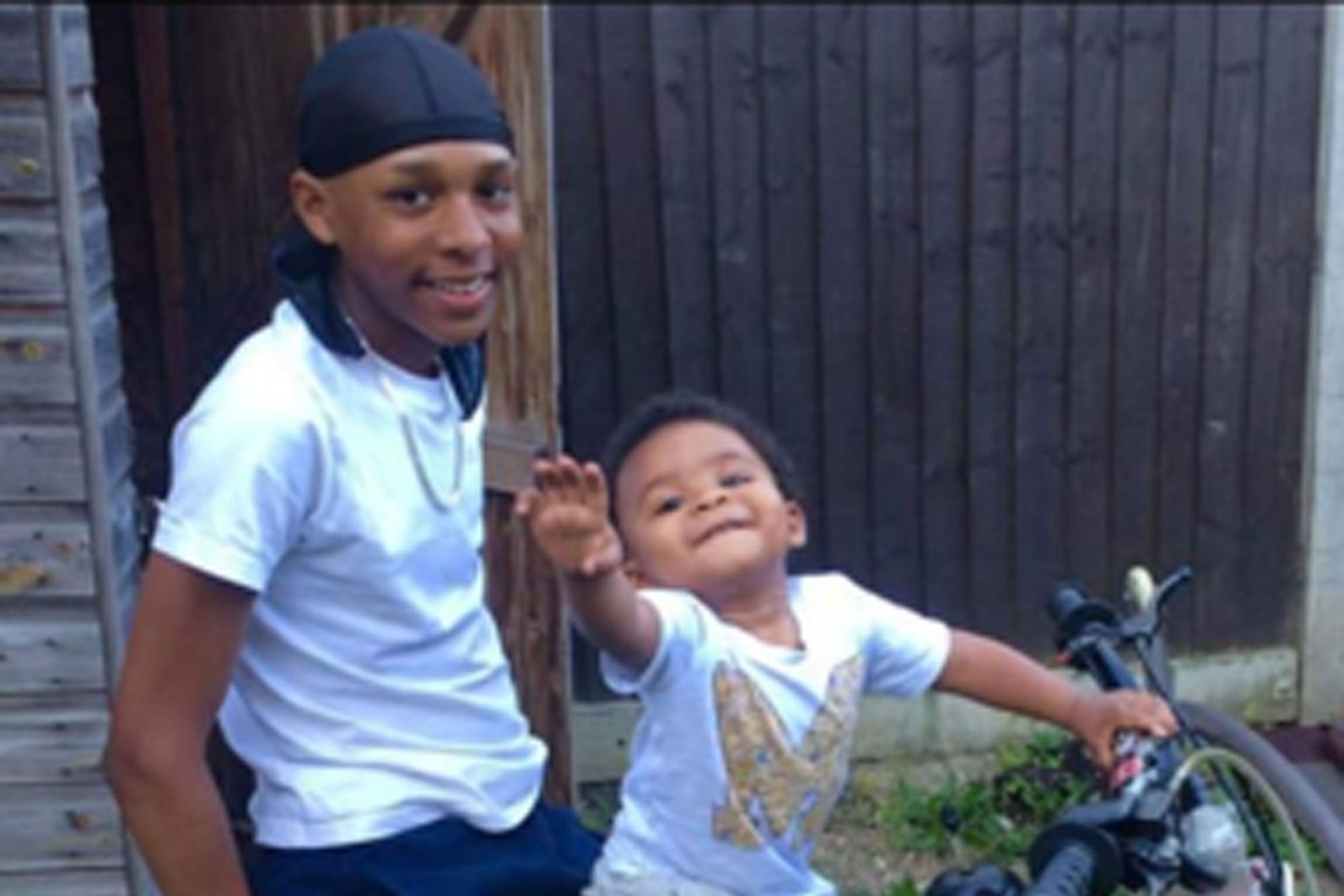 Mother and son jailed for shocking machete killing - Vimarsana News