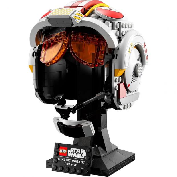 Somerset County Gazette: LEGO Star Wars Luke Skywalker Red Five Helmet Set (IWOOT)