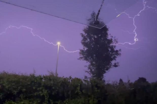 Somerset County Gazette: Chard resident Dee Laming captured these images over the town last night. Picture: Dee Laming