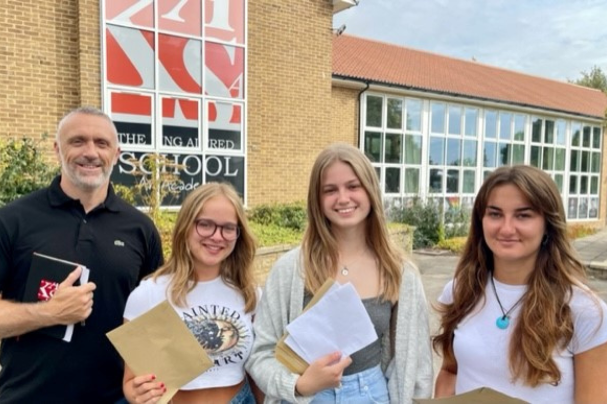 King Alfred School Academy students celebrate A level results - Vimarsana News