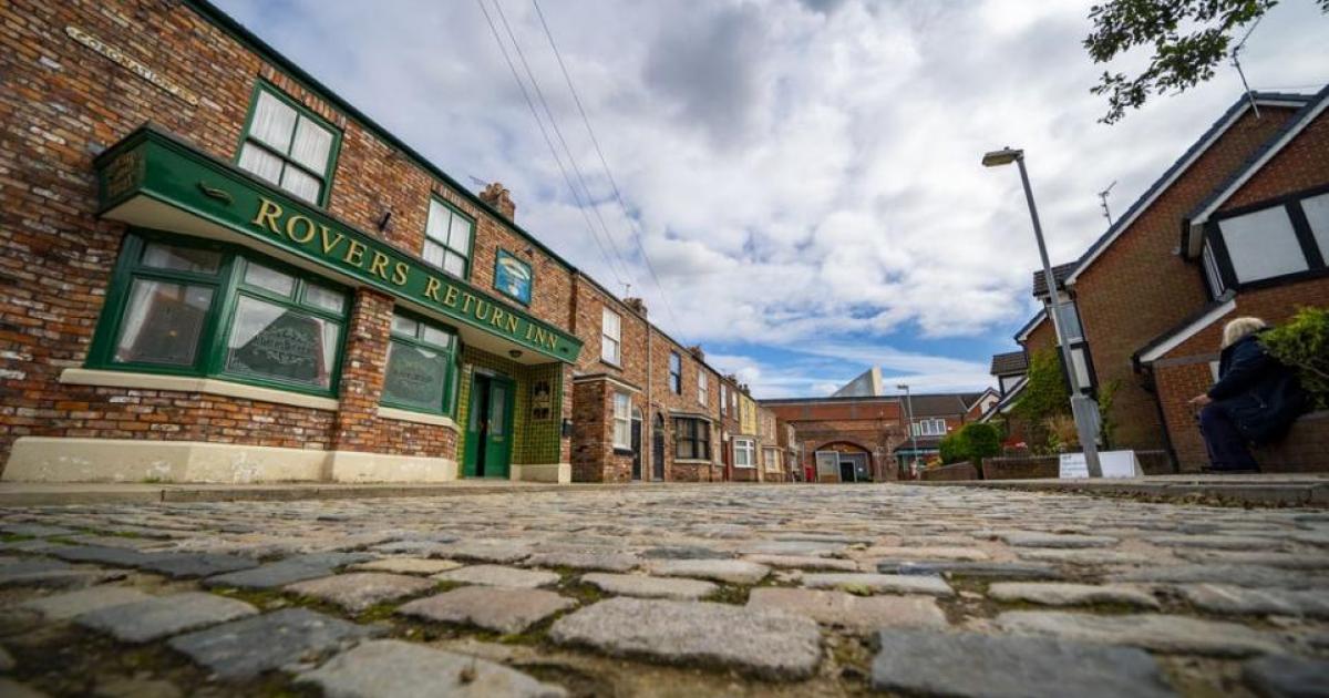 Why is Coronation Street not on TV tonight? ITV remove episode - Vimarsana News