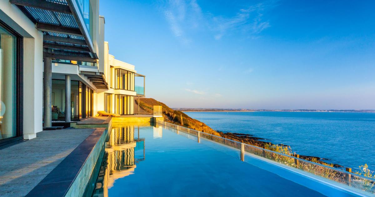 Grand Designs home labelled saddest ever back on the market - Vimarsana News