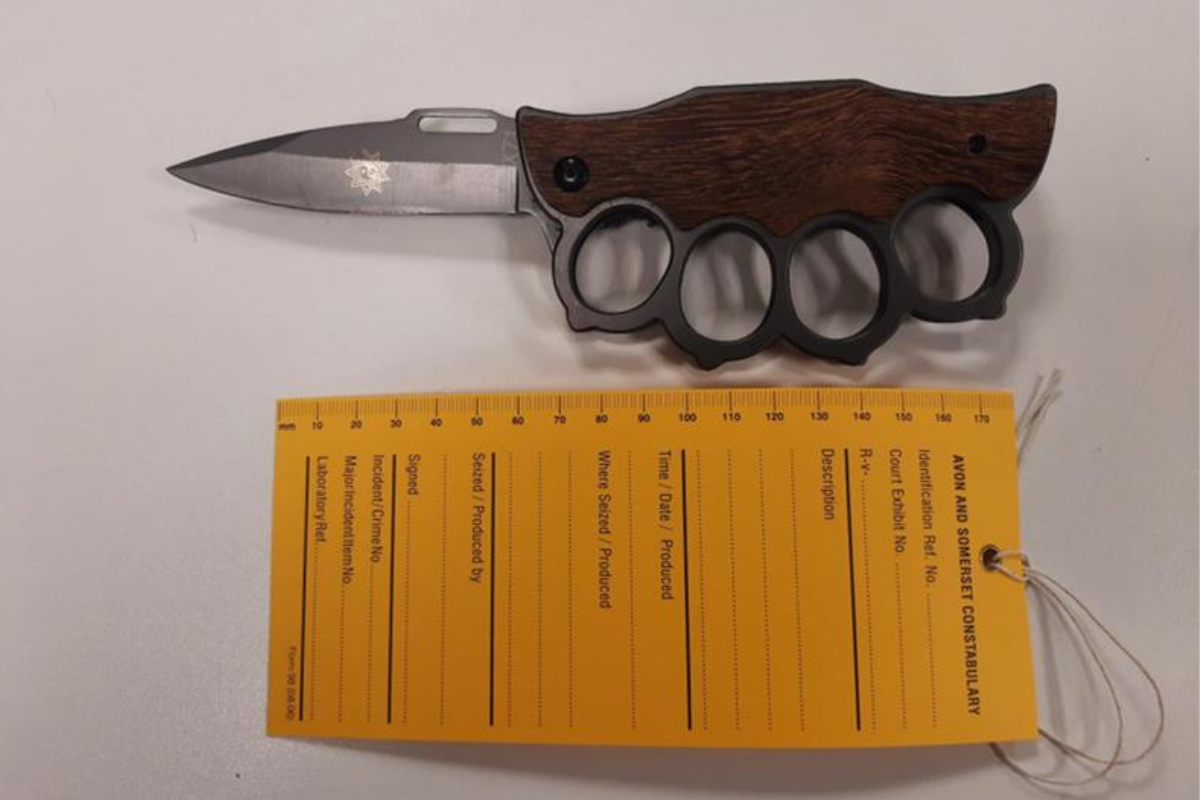 Police seize knuckleduster with knife from Frome home | Somerset County Gazette - Vimarsana News