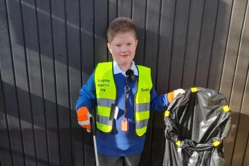 Minerva Primary School student raises £500 litter picking