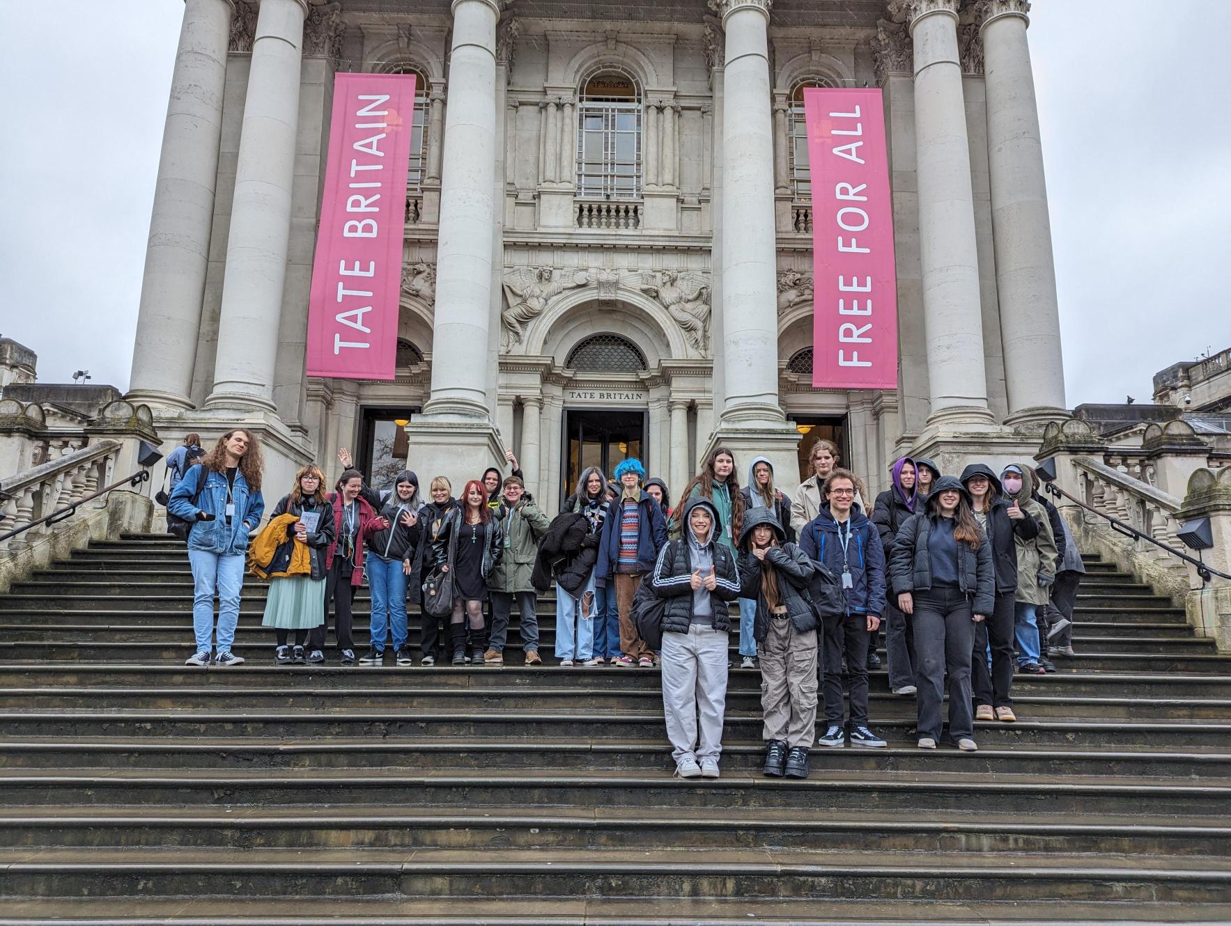 Bridgwater and Taunton College take art trip to London | Somerset County Gazette - Vimarsana News