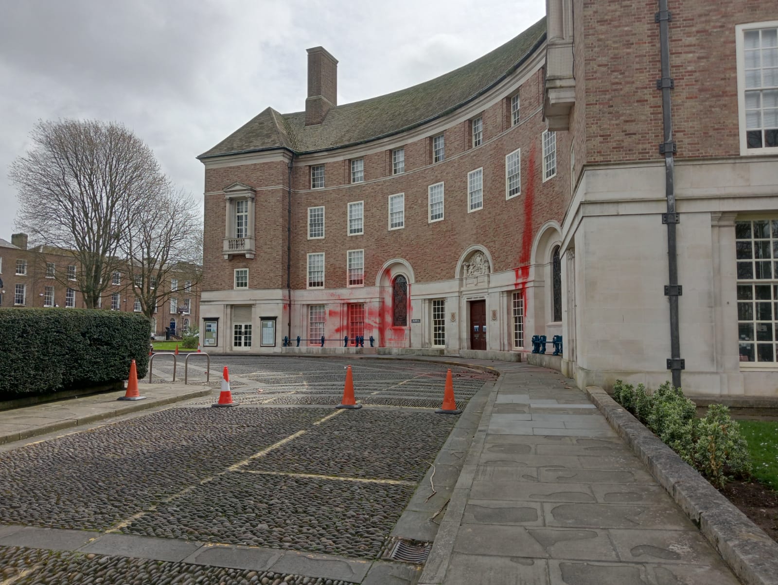 Graffiti removal from Taunton County Hall costs taxpayers £7,600 - Vimarsana News