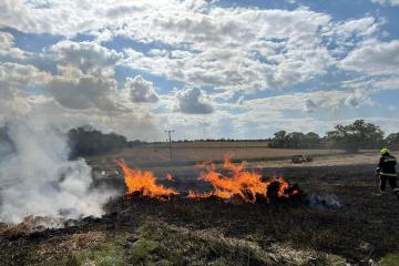 Crop fire near Taunton extinguished with help from farmers