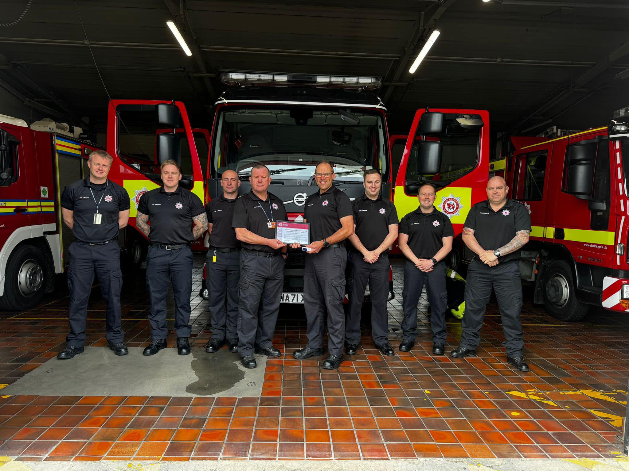 Yeovil Red Watch firefighter commended for 20 years' service - Vimarsana News