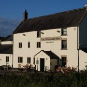 The Holcombe Inn was praised for its attentive team and relaxed atmosphere by the AA