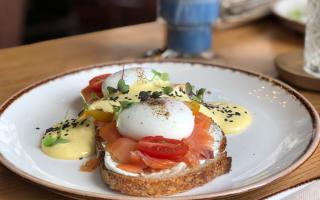 Best places to go for brunch near Somerset according to Tripadvisor reviews (Canva)