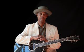Eric Bibb ,coming to Frome  to present his latest album on May 13.