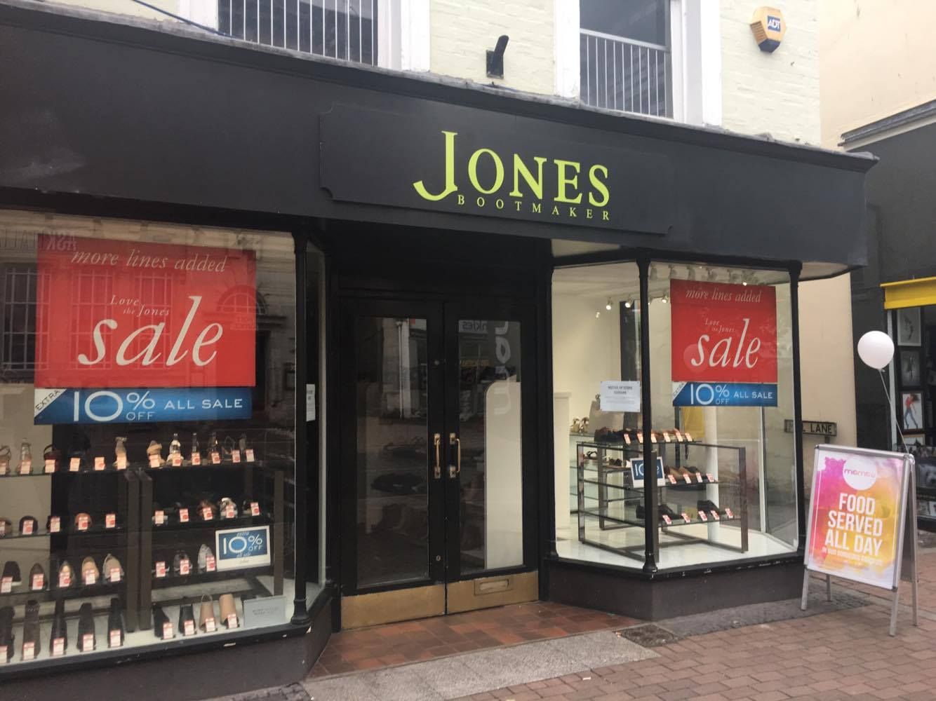 jones bootmaker closing down sale